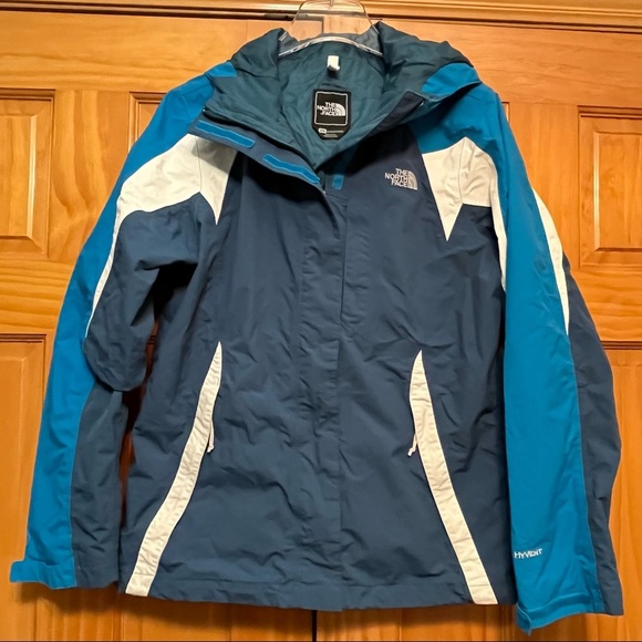 The North Face Jackets & Blazers - The North Face Women’s Jacket Size Medium